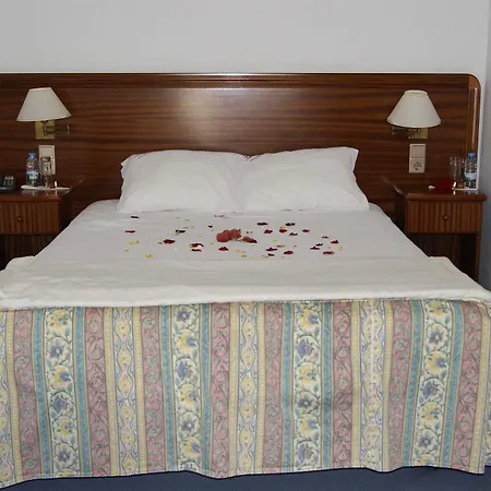 Hotel Comendador 3*